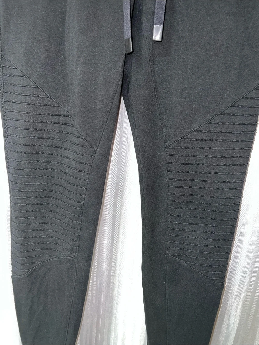 ALO Yoga Blac Urban Moto-Style Joggers size S